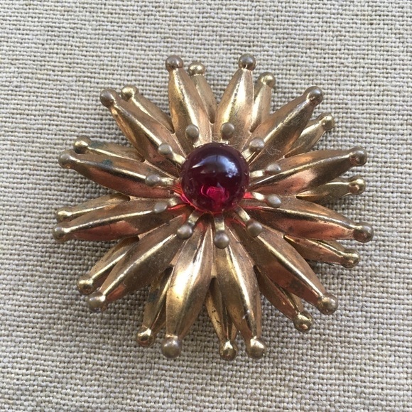 Vintage Snowflake Metal Brooch Pin - Picture 1 of 2